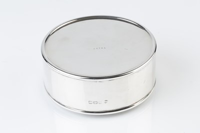 Lot 481 - A George V silver cylindrical box and cover,...