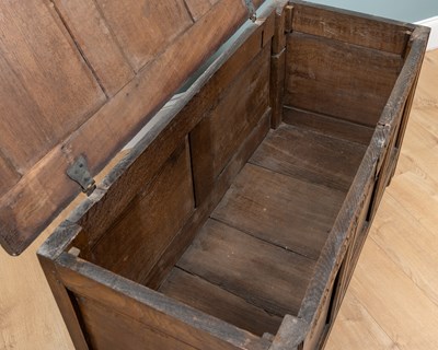 Lot 1140 - A 17th/18th century oak coffer