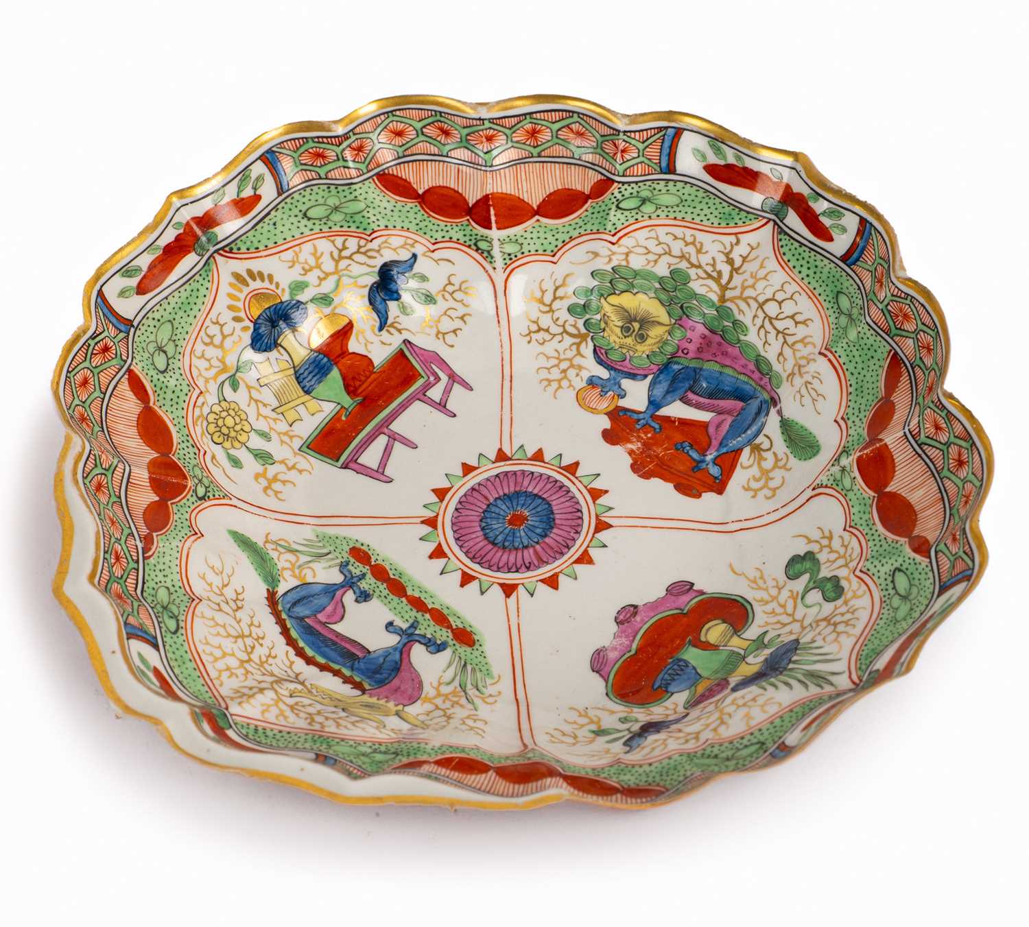 Lot 1364 - A 19th century Worcester 'Dragons in Compartments' pattern dish