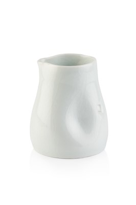 Lot 744 - Edmund de Waal (b.1964) Jug porcelain, with a...