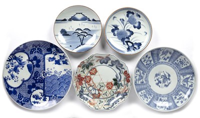 Lot 114 - Group of Arita and Hirado plates/chargers...