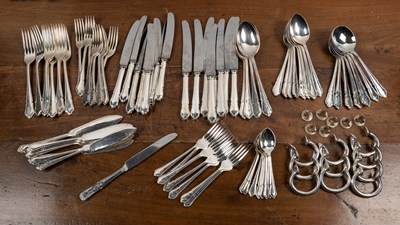 Lot 255 - A canteen of silver plated cutlery