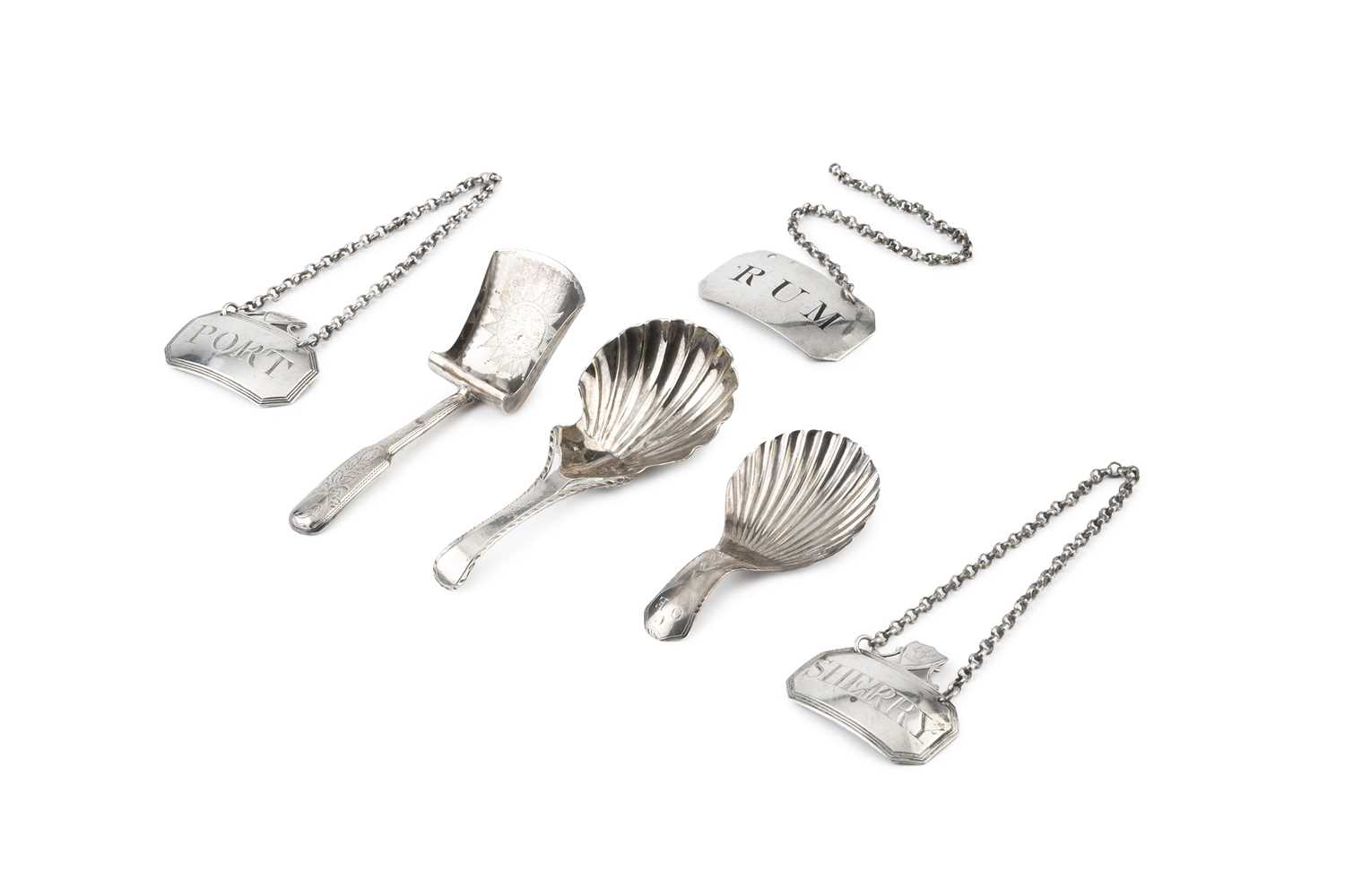 Lot 406 - A George III silver caddy spoon, with...
