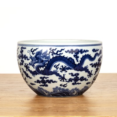 Lot 53 - Blue and white porcelain small fish tank...