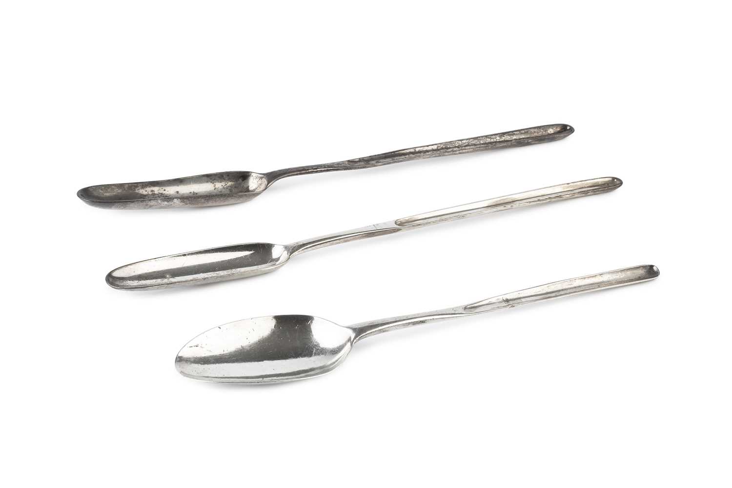Lot 501 - A George II silver marrow spoon, by Jeremiah...
