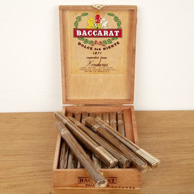 Lot 308 - Box of 21 Baccarat Honduras cigars marked...
