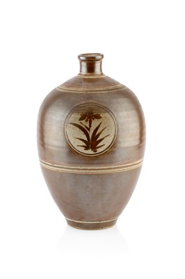 Lot 651 - Malcolm Pepper (1937-1980) Large vase with...