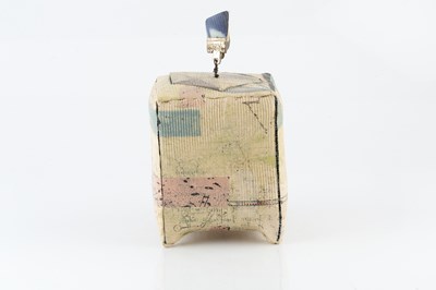 Lot 731 - Robert Cooper (b.1949) Lidded vessel ceramic...