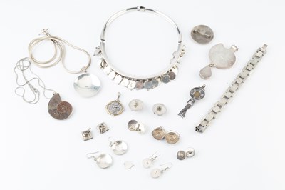 Lot 346 - A Mexican collar necklace, of hinged torc form,...
