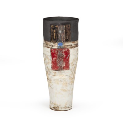 Lot 756 - Robin Welch (1936-2019) Large vessel oatmeal...