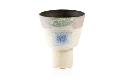 Lot 708 - Robin Welch (1936-2019) Footed spade bowl...