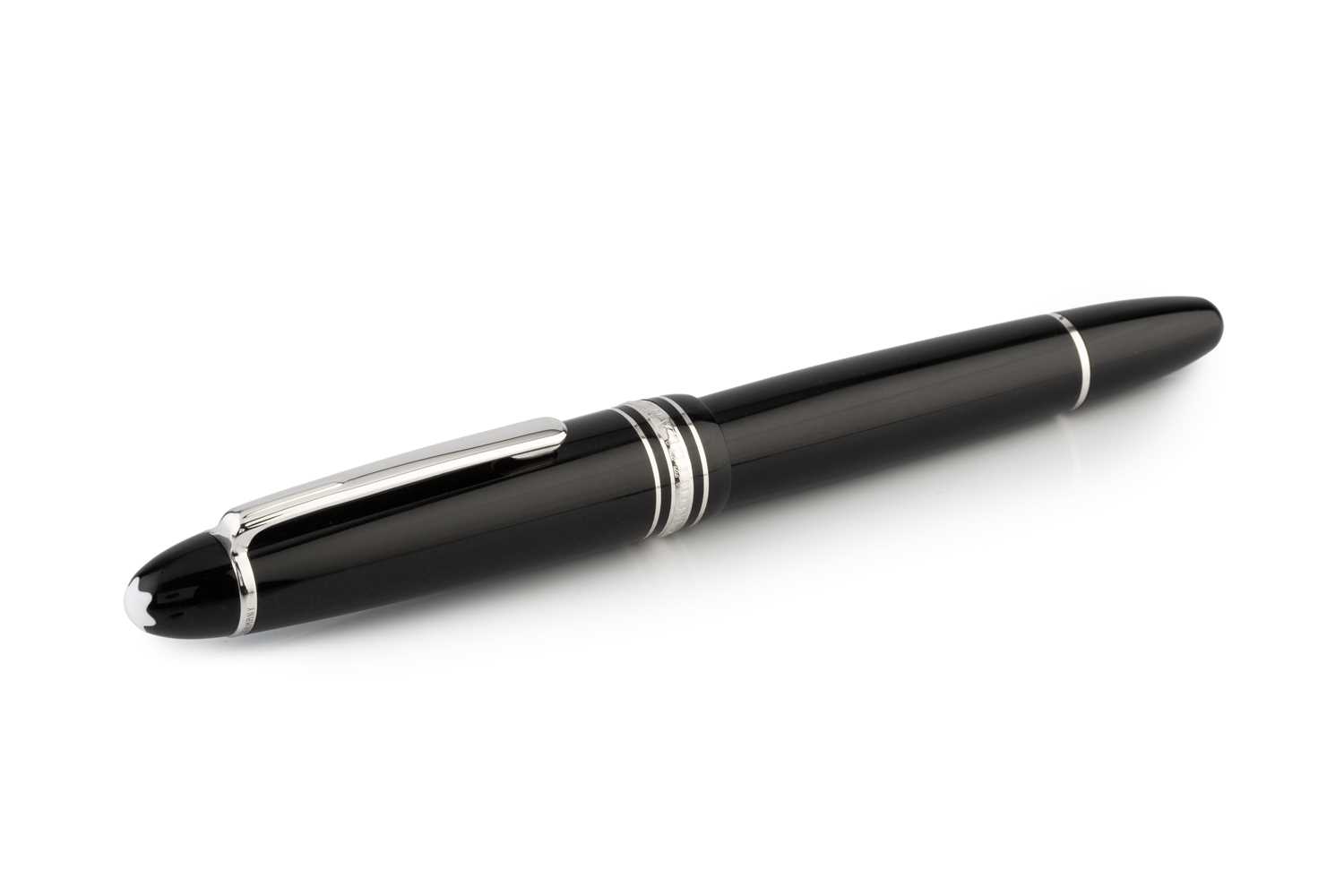 Lot 442 - A Mont Blanc Meisterstück 'Pix' Fountain pen,...