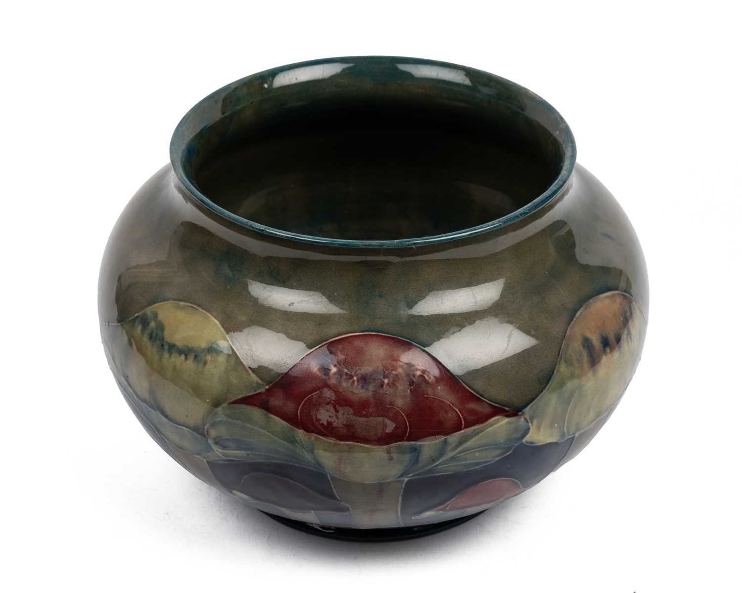Lot 1366 - A Claremont pattern Moorcroft bowl