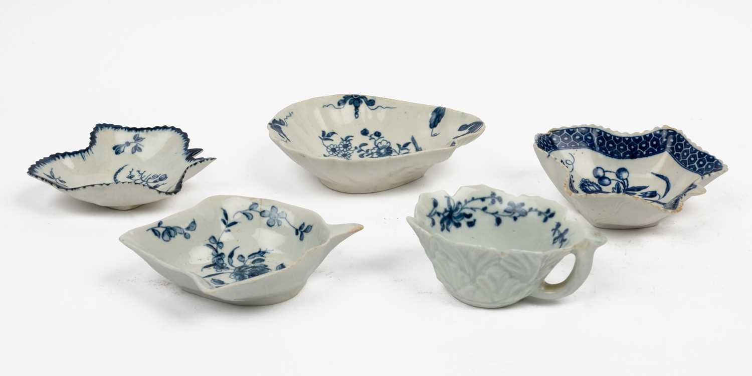 Lot 1326 - A group of five Worcester blue and white porcelain pickle dishes