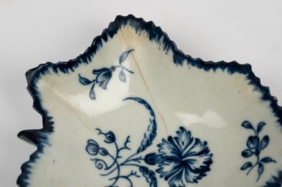 Lot 1326 - A group of five Worcester blue and white porcelain pickle dishes