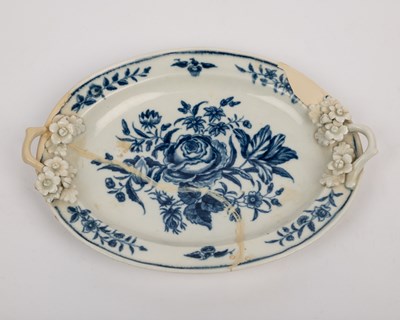 Lot 1333 - A group of 18th century Worcester porcelain