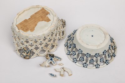 Lot 1333 - A group of 18th century Worcester porcelain