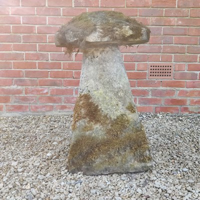 Lot 1558 - A staddle stone