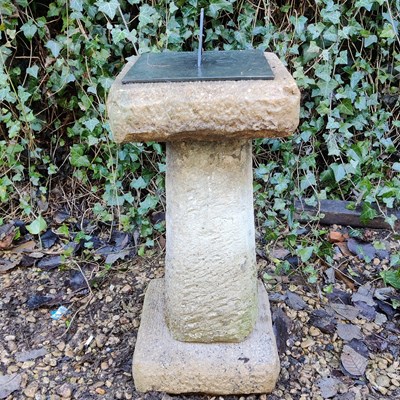 Lot 1481 - A cast reconstituted stone sundial
