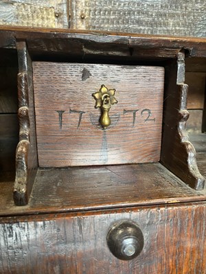 Lot 1066 - A Georgian oak bureau