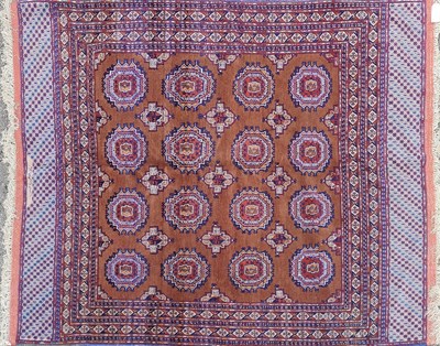 Lot 1396 - A Persian-style hand-made rug