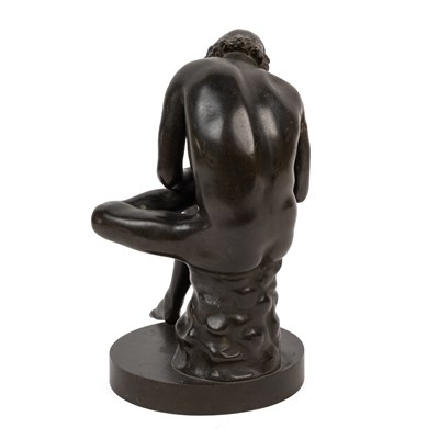 Lot 542 - A Grand Tour bronze, after the antique, of Spinario
