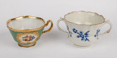 Lot 1368 - A small group of antique ceramics