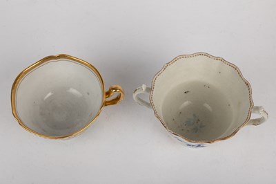 Lot 1368 - A small group of antique ceramics