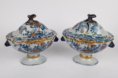 Lot 1368 - A small group of antique ceramics
