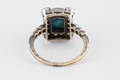 Lot 39 - A turquoise and diamond cluster ring, the...
