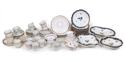Lot 390 - A group of 18th century and later porcelain