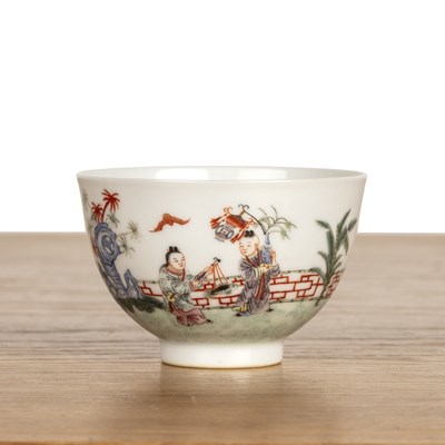 Lot 401 - Famille rose enamel bowl Chinese, Republic...