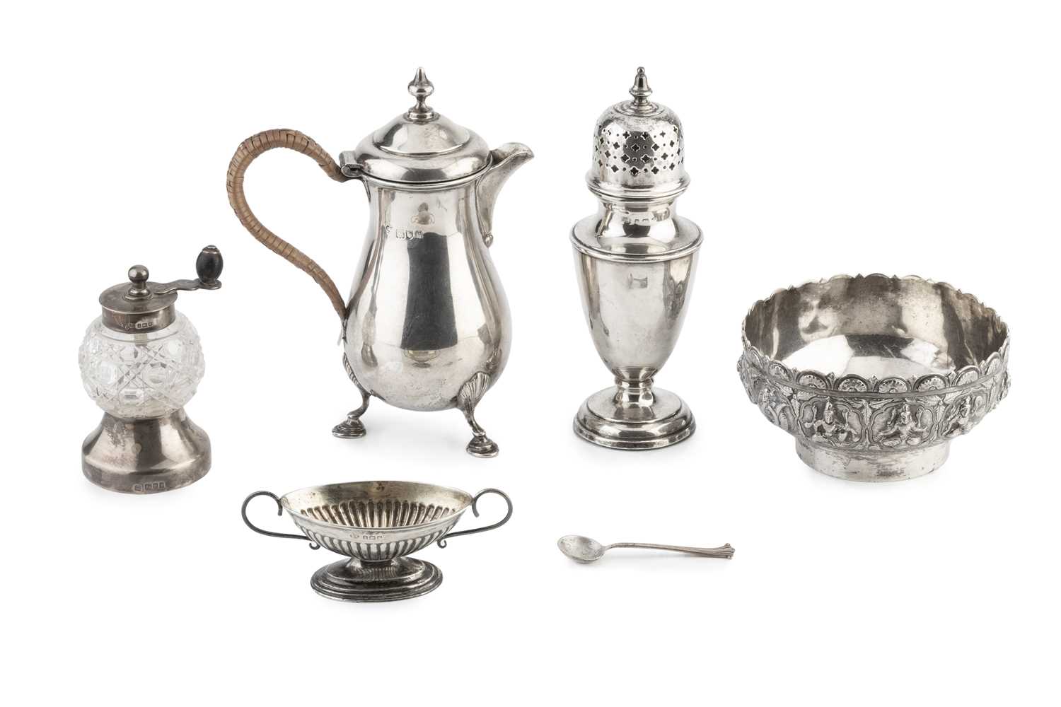 Lot 558 - A collection of silver, comprising a George V...
