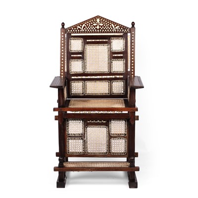 Lot 16 - A late 19th / eary 20th century Swahili Lamu...