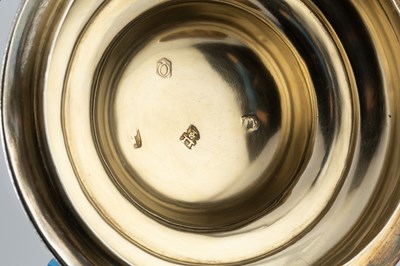 Lot 578 - A George II silver tankard, having slightly...