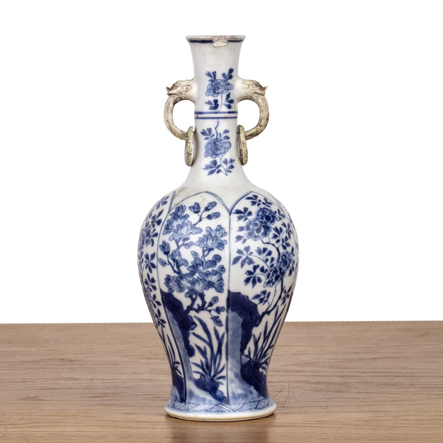 Lot 15 - Blue and white vase Chinese, Kangxi of...