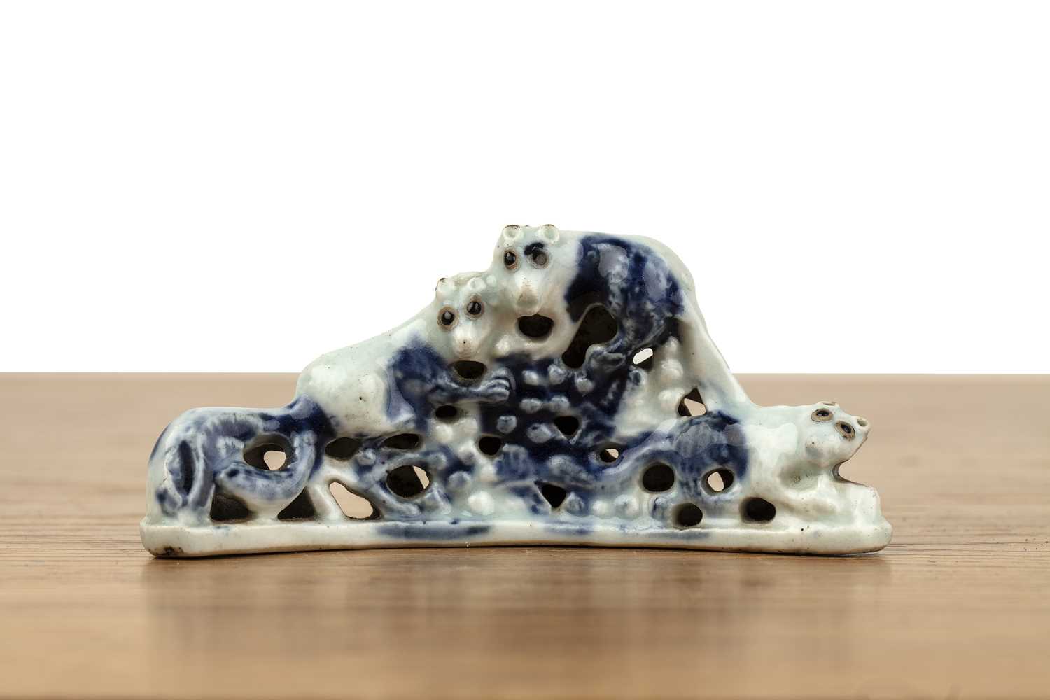 Lot 16 - Blue and white reticulated brush rest Chinese,...