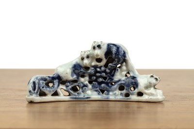 Lot 16 - Blue and white reticulated brush rest Chinese,...
