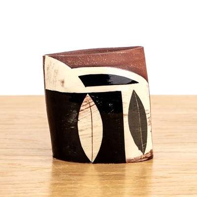Lot 390 - Richard Phethean (b.1953) Studio pottery,...