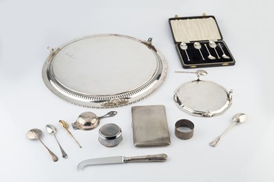 Lot 586 - A George V silver waiter, with shaped and...
