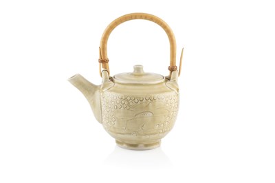 Lot 528 - Jim Malone (b.1946) Teapot with incised...