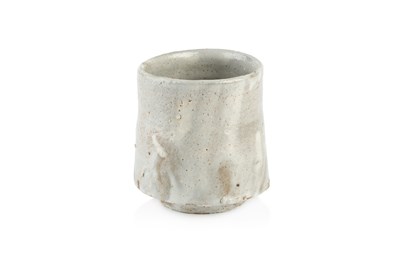 Lot 737 - Shiro Tsujimura (b.1947) Yunomi stoneware...