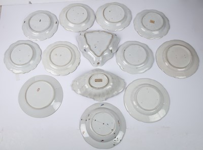 Lot 54 - 18th and 19th century English porcelain to...
