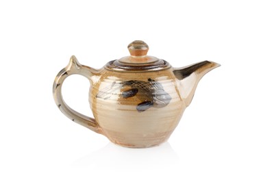 Lot 527 - Ara Cardew (b.1962) at Wenford Bridge Pottery...