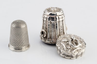 Lot 446 - A mid Victorian silver thimble case, of shaped...