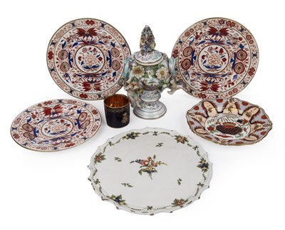 Lot 179 - A group of China to include an Italian...