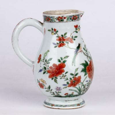 Lot 176 - An early 18th century Chinese jug with...