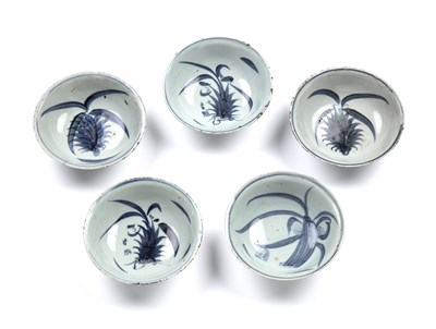 Lot 103 - Group of five Ko Sometsuke bowls Chinese,...