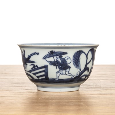 Lot 115 - Blue and white porcelain bowl Chinese,...