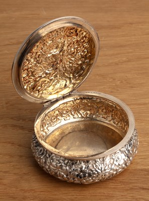 Lot 173 - Wang Hing white metal/silver circular pot and...